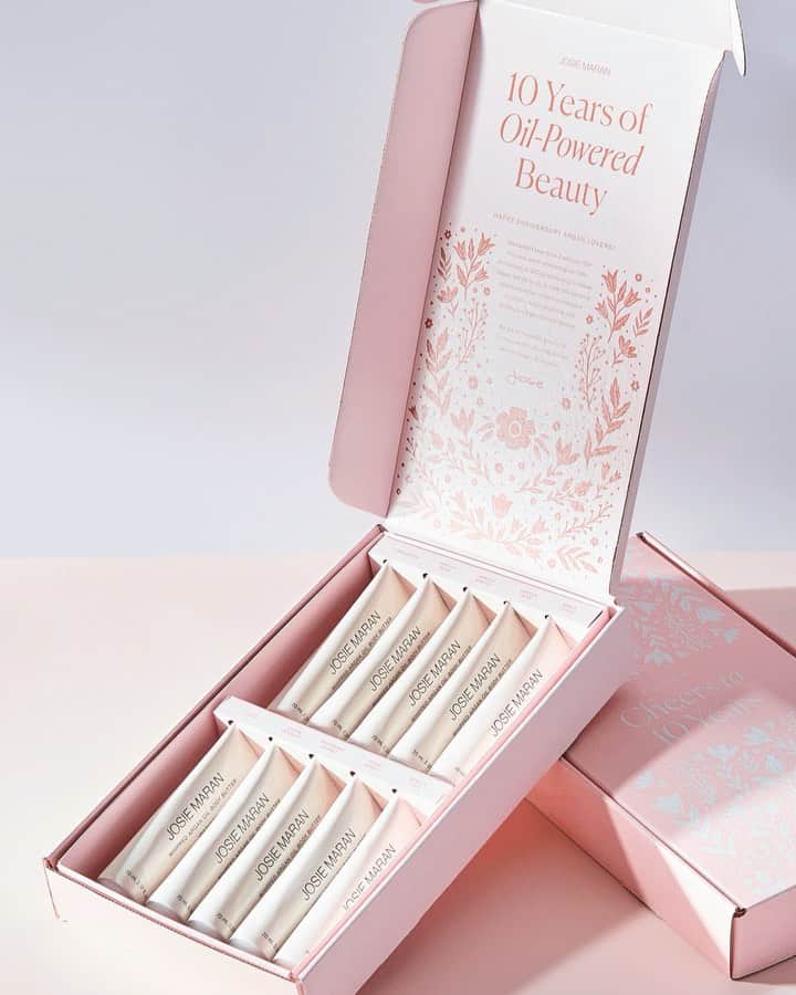 ジョジー・マランのインスタグラム：「10 years in the making at @QVC and 10 million units of Body Butter sold. To celebrate this momentous year for us we're giving you the biggest body butter scent collection ever.  TEN tubes of delicious yummy scents that make for a perfect self-care gift or a treat-yourself-moment.  ⠀⠀⠀⠀⠀⠀⠀⠀⠀ Josie picked these scents as they reminded her of her travels and all of the places she's lived: Unscented  Vanilla Bean Vanilla Apricot Vanilla Pear Sweet Citrus Lilac Lemon Verbena  Raspberry Sorbet Vanilla Yuzu Warm Amber  ⠀⠀⠀⠀⠀⠀⠀⠀⠀ Stock up on all of Josie's favorite Body Butter scents by clicking the link in our bio or going to QVC.com for more details.」