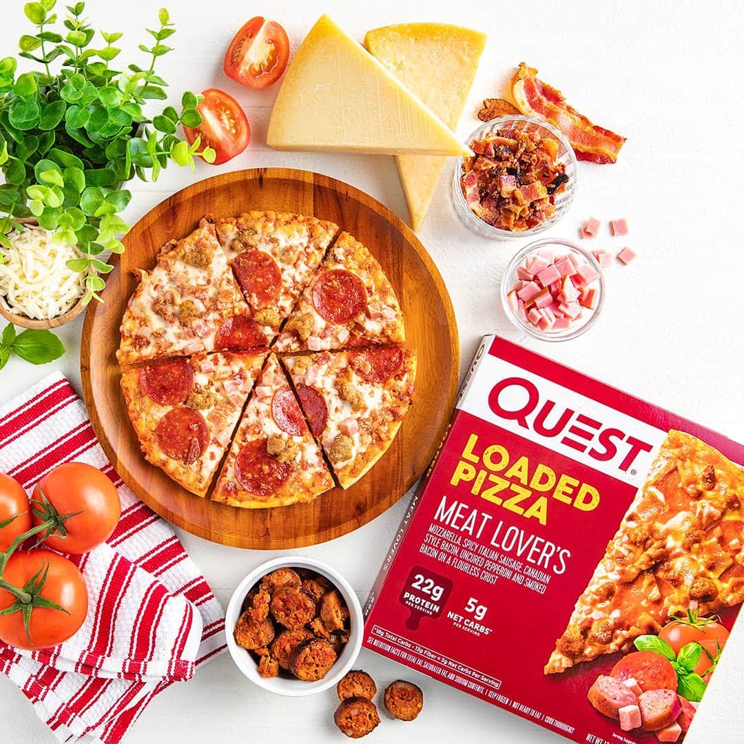 questnutritionさんのインスタグラム写真 - (questnutritionInstagram)「Happy #NationalPizzaDay! 🍕Our love for you is a pizza history. 💙 • Who’s having Quest Pizza today!? 🙋‍♂️🙋‍♀️🙋 #onaquest」2月10日 3時26分 - questnutrition