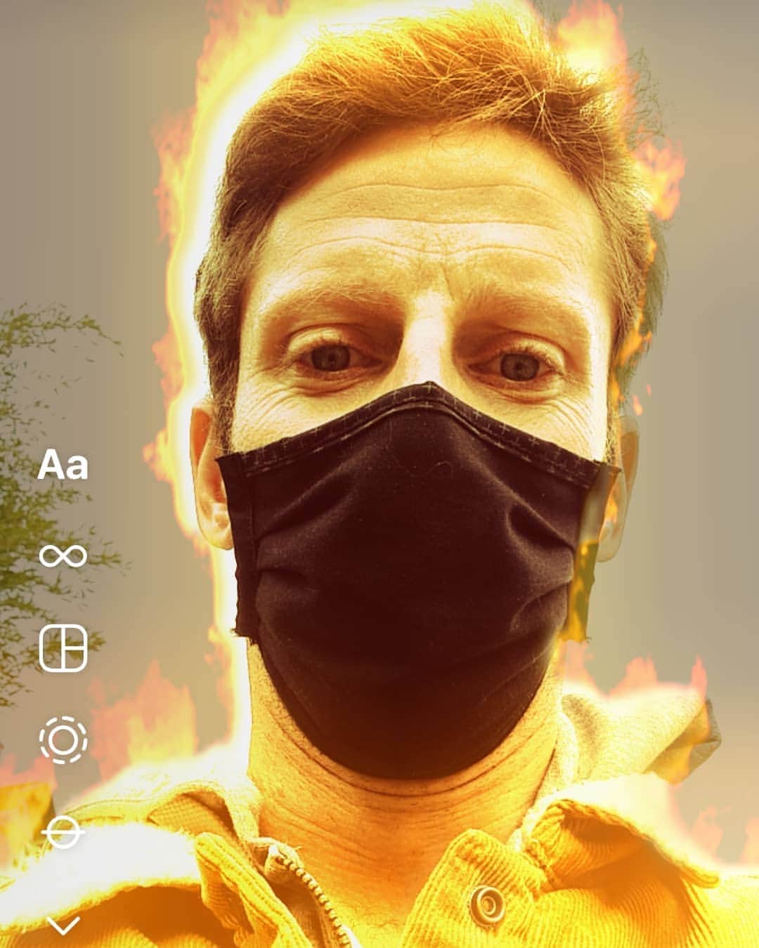 ロマン・グロージャンのインスタグラム：「The Phoenix by Instagram  #filter」