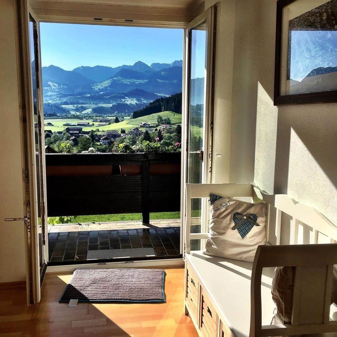 Airbnbのインスタグラム：「Part of the reason Superhosts Moni and Hans-Jürgen provide a hearty breakfast (including fresh eggs from their hens and local cheeses) is to make you feel welcome. The other part is that you’re going to need it. They’ll fill you in on their favorite ways to explore the Allgäu Alps—or even guide you themselves.  Photo: allgaeu.superhost」
