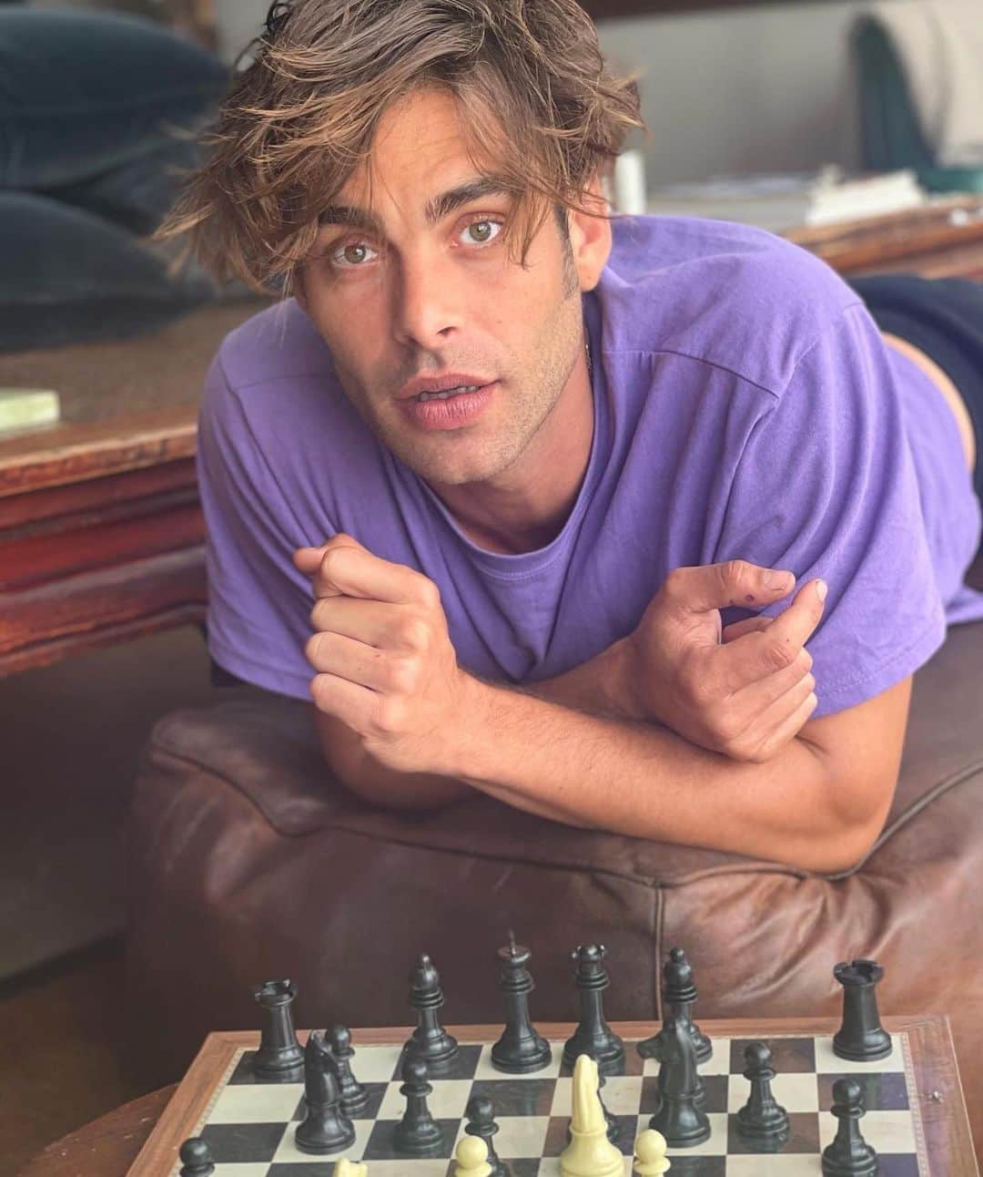 ジョン・コルタジャレナさんのインスタグラム写真 - (ジョン・コルタジャレナInstagram)「🤔」2月10日 3時36分 - jonkortajarena