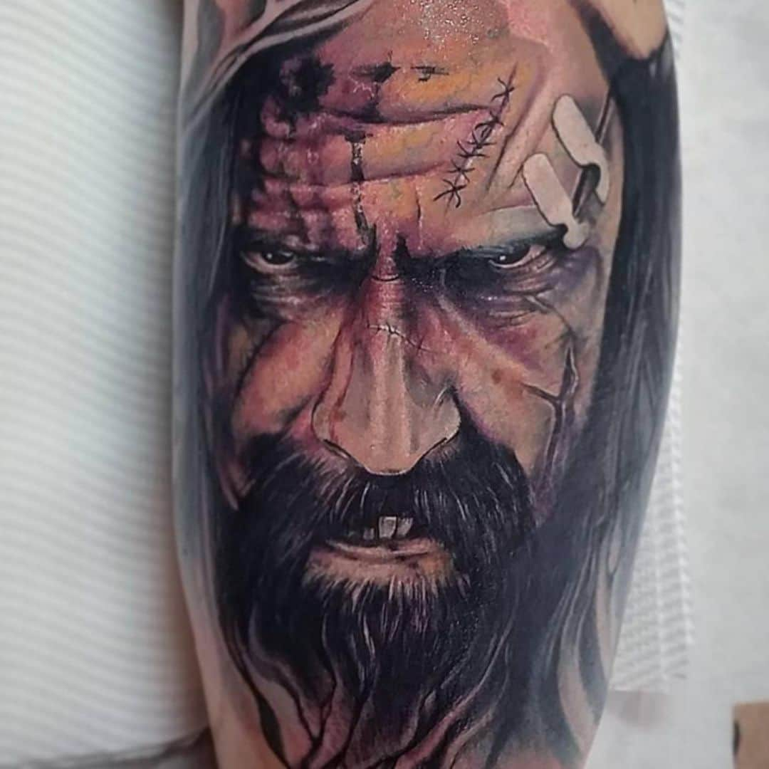 ロブ・ゾンビさんのインスタグラム写真 - (ロブ・ゾンビInstagram)「It’s Tattoo Tuesday!!!! Today we feature me!!! If you see your ink let me know. #robzombie #tattootuesday」2月10日 4時13分 - robzombieofficial