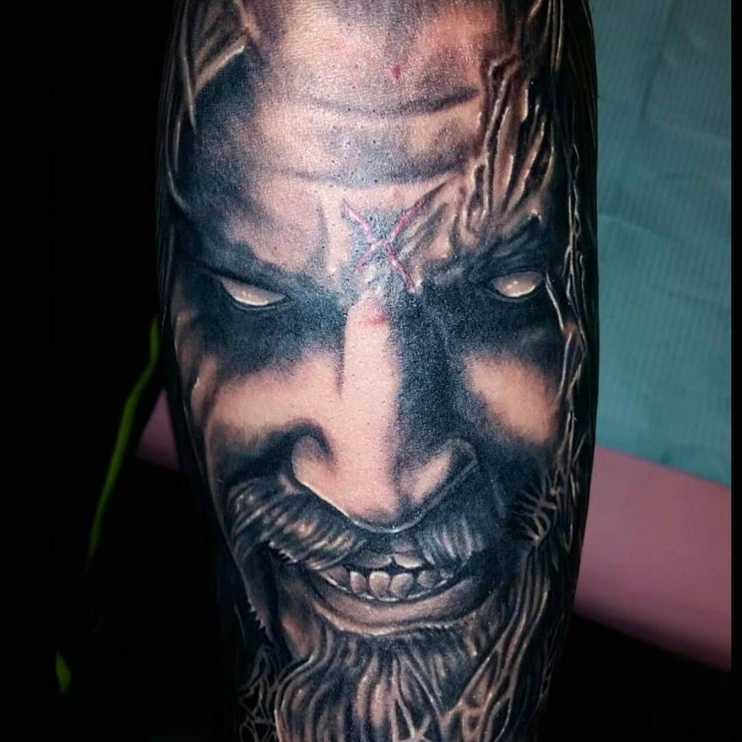 ロブ・ゾンビさんのインスタグラム写真 - (ロブ・ゾンビInstagram)「It’s Tattoo Tuesday!!!! Today we feature me!!! If you see your ink let me know. #robzombie #tattootuesday」2月10日 4時13分 - robzombieofficial