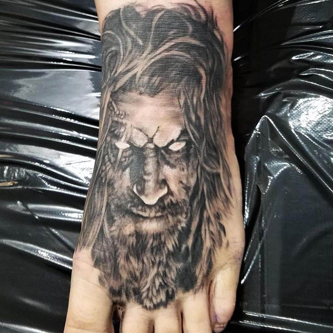 ロブ・ゾンビのインスタグラム：「It’s Tattoo Tuesday!!!! Today we feature me!!! If you see your ink let me know. #robzombie #tattootuesday」