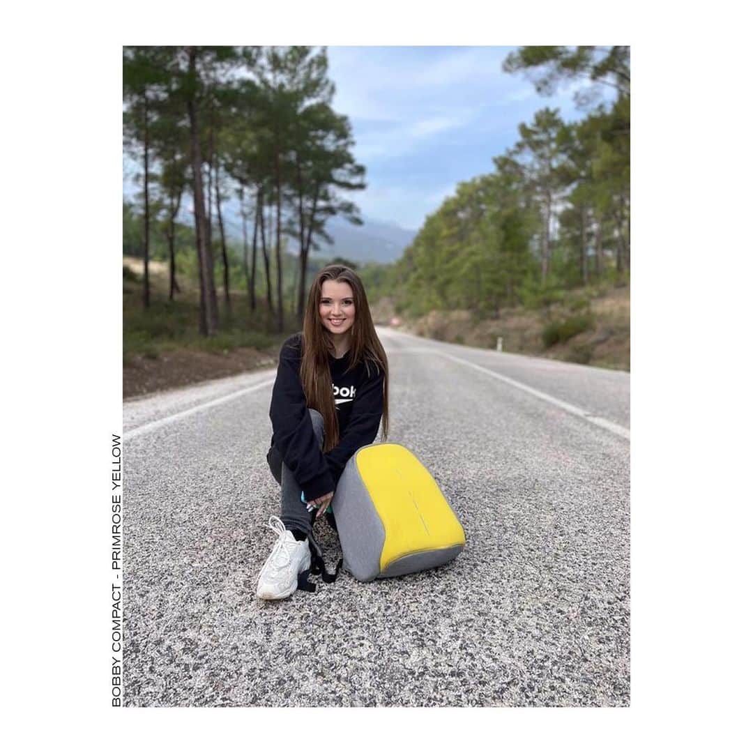XD Designのインスタグラム：「Maria from Moscow @mariasoldatova2307 and her Bobby Compact ~ Primrose Yellow! ⭐️  ⠀⠀⠀⠀⠀⠀⠀⠀⠀⠀⠀⠀⠀⠀⠀⠀⠀⠀ She loves her backpack because it’s “super comfortable, bright and the creative design is just perfect”  #bobbycompact ⠀⠀⠀⠀⠀⠀⠀⠀⠀⠀⠀⠀⠀⠀⠀⠀⠀⠀  ⠀⠀⠀⠀⠀⠀⠀⠀⠀ ⠀⠀⠀⠀⠀⠀⠀⠀⠀ ⠀⠀⠀⠀⠀⠀⠀⠀⠀⠀⠀⠀⠀⠀⠀⠀⠀⠀  ⠀⠀⠀⠀⠀⠀⠀⠀⠀ ⠀⠀⠀⠀⠀⠀⠀⠀⠀ ⠀⠀⠀⠀⠀⠀⠀⠀⠀ ⠀⠀⠀⠀⠀⠀⠀⠀⠀  ⠀⠀⠀⠀⠀⠀⠀⠀⠀  ⠀⠀⠀⠀⠀⠀⠀⠀⠀  #MadeforModernNomads ✨ • • • #xddesign #xddesignbobby #xddesignbackstory #bobbybackpack #antitheftbag #antitheftbackpack #travellifestyle #photooftheday #modernnomad #gotyourback #gadgetlover #keepexploring #stayconnected #travelbuddy #travelgear #digitalnomad #global_people #travelsafe #digitalnomadlife #everydaytravel #adventure #thetraveltag #smartbag #smarttravel #moscow #russia #femmetravel #globelletravels」