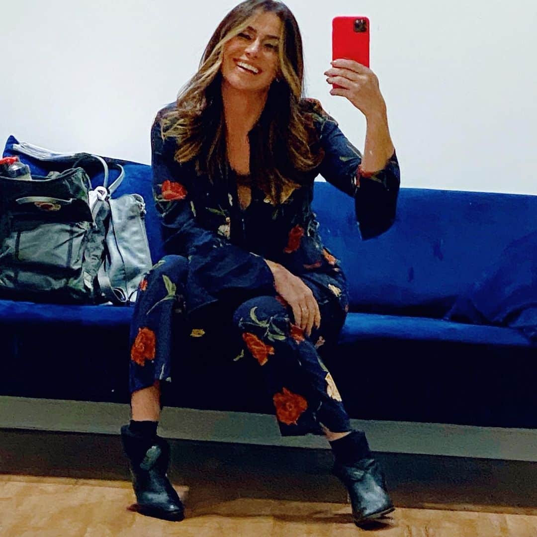 Giovanna Antonelliのインスタグラム：「Em gravação....⚡️」