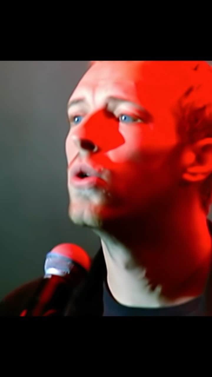 Coldplayのインスタグラム：「Come out upon my seas, cursed missed opportunities… #Clocks #Coldplay」