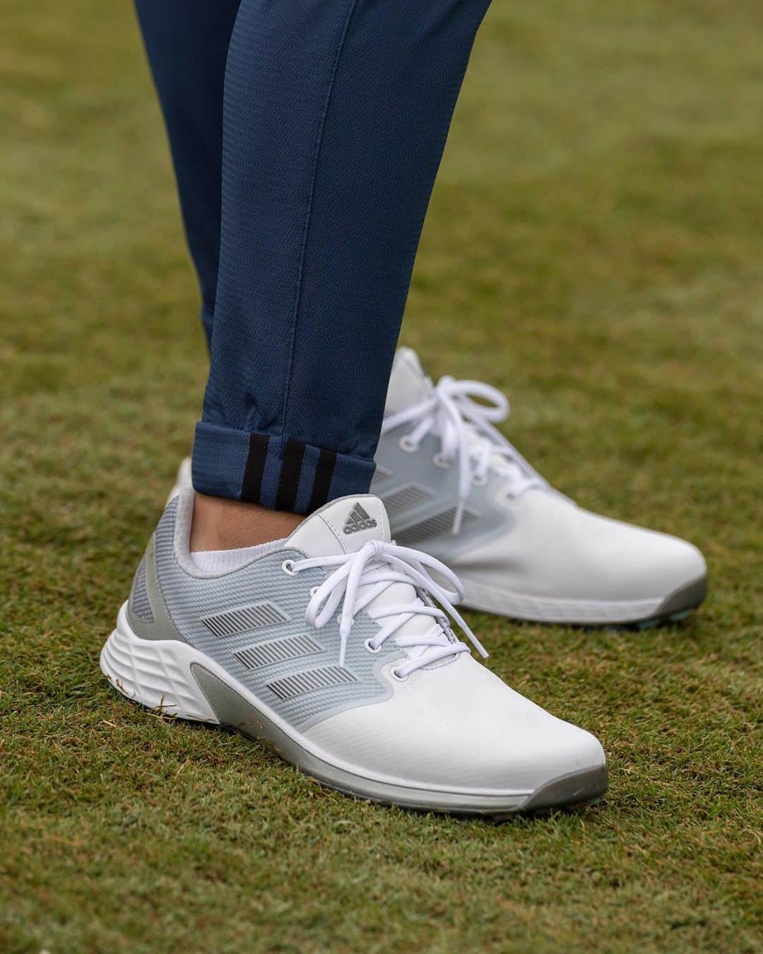 adidas Golfさんのインスタグラム写真 - (adidas GolfInstagram)「Experience lightweight comfort on the course without compromise to stability or performance. Reach new heights in the all-new #ZG21 golf shoes. Available globally now. Link in bio.  #adidasGolf #Golf」2月10日 5時21分 - adidasgolf