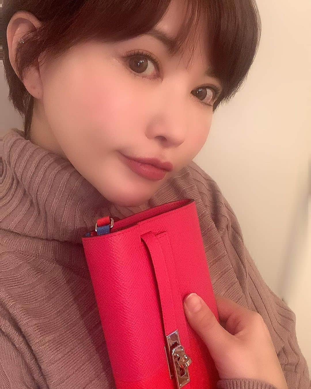 里美ゆりあのインスタグラム：「ドアップやな🤭  #こんばんは #ドアップ」