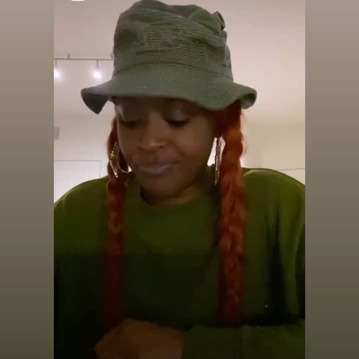スウィズ・ビーツのインスタグラム：「My sis @tierrawhack is not playing around at all....................」