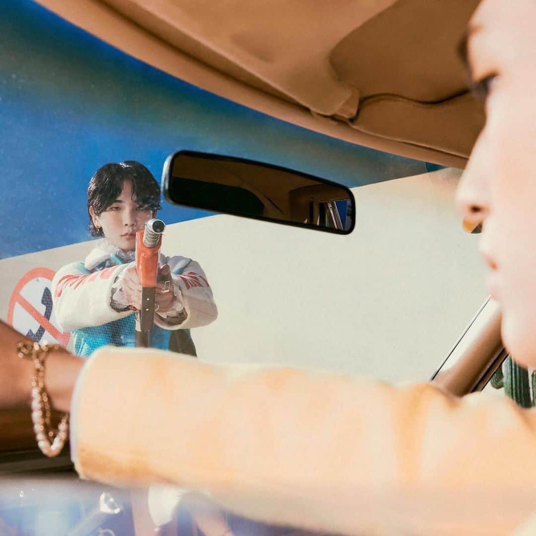 SHINeeのインスタグラム：「Teaser Image 02  SHINee The 7th Album [Don’t Call Me]  ☎️❌ Release ➫ 2021.02.22  #ONEW #온유 #KEY #키 #SHINee #샤이니 #Dont_Call_Me」
