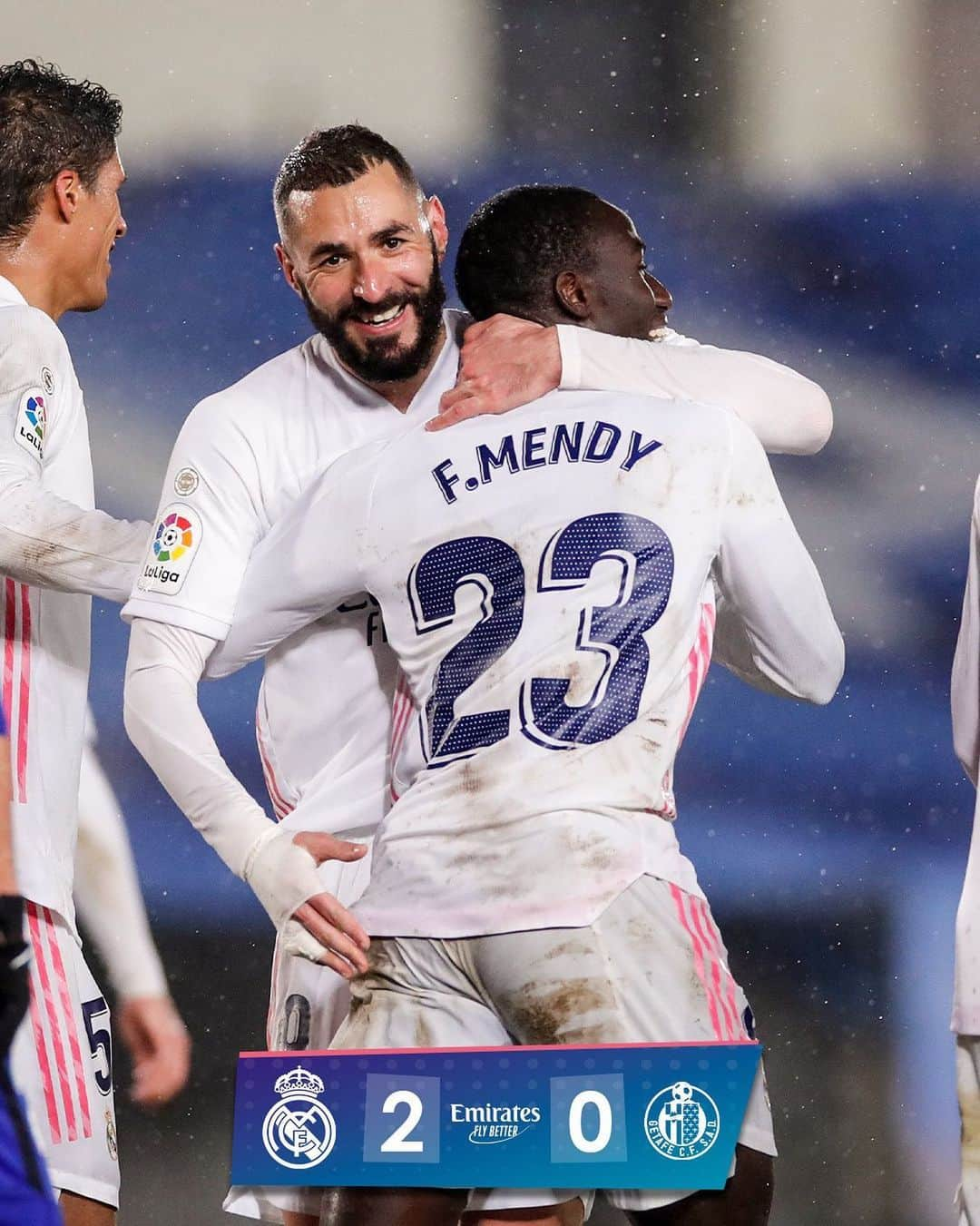 レアル・マドリードさんのインスタグラム写真 - (レアル・マドリードInstagram)「Real Madrid 2-0 Getafe  ⚽ 60' @KarimBenzema  ⚽ 66' @Ferland_Mendy #Emirates • #HalaMadrid」2月10日 6時51分 - realmadrid