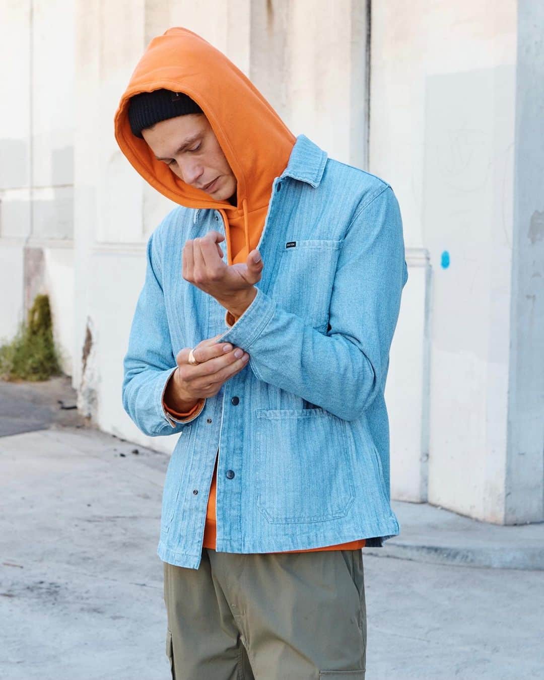 ブリクストンのインスタグラム：「Timeless style, elevated details. Our Reserve collection is inspired by classic workwear silhouettes, see more at link in bio.  Available in EU & CA mid-Feb.」