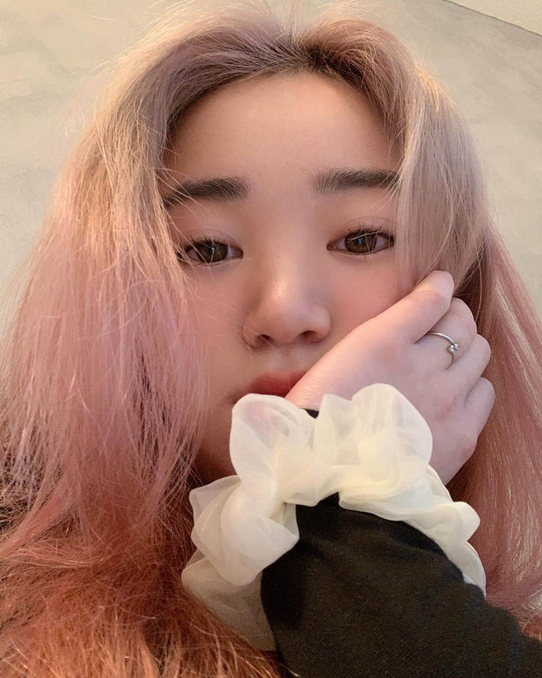 のインスタグラム：「I’m excited to be reviving this account and connecting again! I’m planning to post skating/choreography content along with lifestyle posts which is a little shift from what I have been doing before! Thank you for your suggestions and for your support! I really appreciate it 🥰」