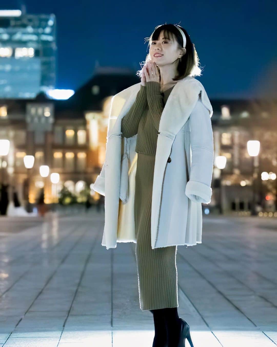及川愛未のインスタグラム：「レタッチ🎨  @hahilife さん📸 #shooting #撮影 #リクエスト撮影 #撮影会 #イルミネーション #夜景 #商用撮影 #写真展 #宣材写真 #プロカメラマン #丸ノ内 #東京駅 #lighting #サロンモデル #ブライダル #ウェディングモデル #ブライダルモデル　 #ポートレートしま専科  #ポートレート  #photography  #写真  #写真好きな人と繋がりたい  #写真撮るの好き人と繋がりたい  #portraitmodel #portrait  #東京カメラ部  #カメラマン募集  #ファインダー #ファインダー越しの私の世界  #followme ‪ ‬」