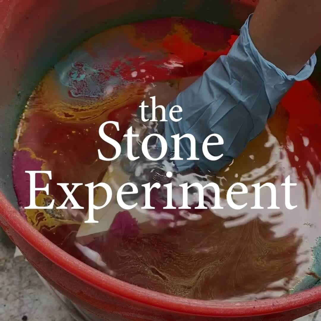 ボルコムのインスタグラム：「Have you joined the experiment?! Join us in the lab, we're creating Volcom Stones.  Rules are: There are no rules. Post and tag your stone creations #DownForThis & @volcom so we can share it with the world! 🌎 for inspo check out #myvolcomstone 🙌 🎶 @_singleframe」