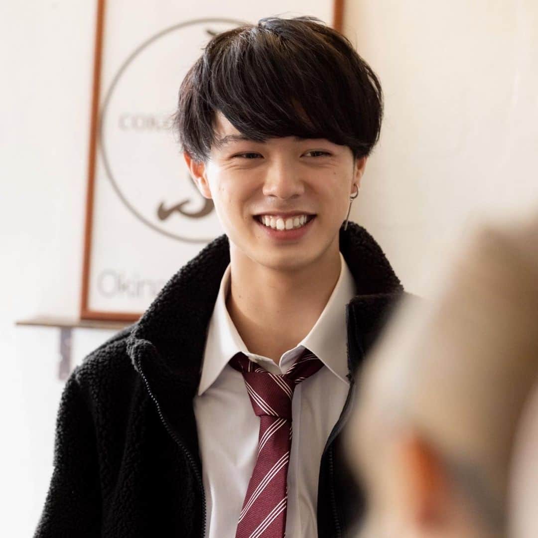 流稜太さんのインスタグラム写真 - (流稜太Instagram)「お店に入った時僕すっごい笑顔で楽しそうな写真撮ってもらってたんで載せておきますね😂😂 ・ #今日好き#卒業編2021」2月10日 8時06分 - nagare_ryota