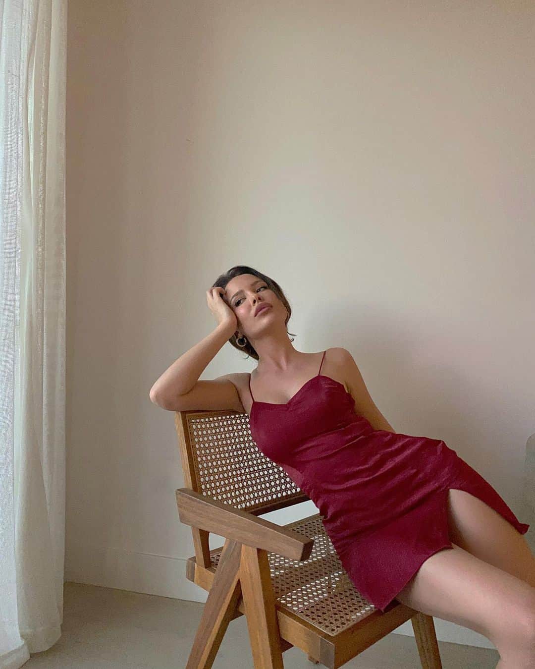 Mara Teigenのインスタグラム：「That time of year 🌹」