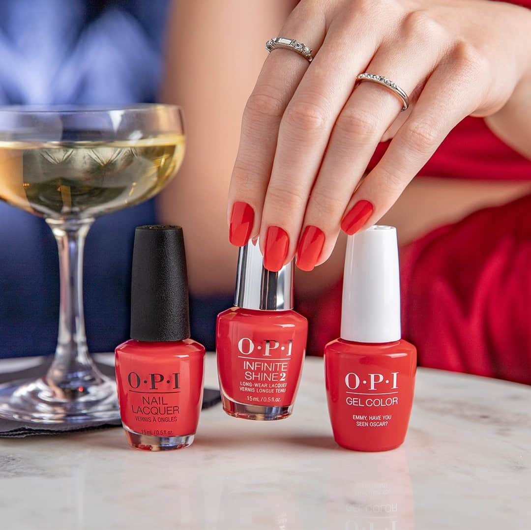 OPIさんのインスタグラム写真 - (OPIInstagram)「#EmmyHaveYouSeenOscar? This vibrant crème red in #OPIHollywood brings the red carpet right to your fingertips (even if you're on the couch).  #ColorIsTheAnswer #OPIHollywood #OPIObsessed #RedNails #RedMani #RedCarpetNails #RedCarpetTrends #NailsOfInstagram #NailTrends #TrendyNails #NailInspo #HollywoodVibes #ValentineInspo #PartyNails"」2月10日 8時30分 - opi