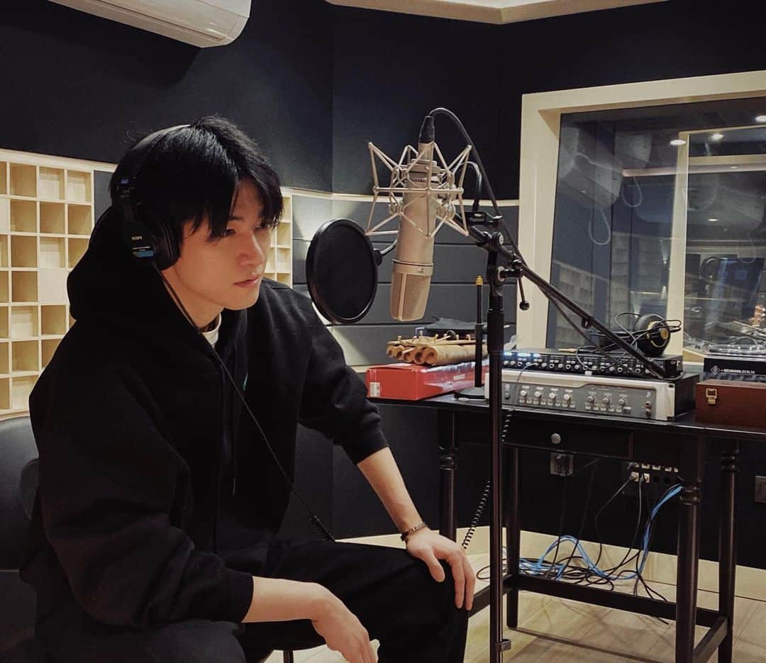 樋口葉生のインスタグラム：「last day working of 🐭 year～」