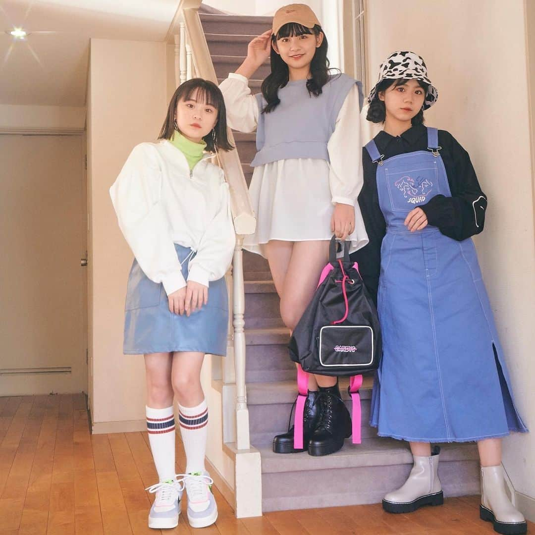 Popteenさんのインスタグラム写真 - (PopteenInstagram)「Popteen3月号『春のあか抜けトレンドキーワード』企画では、レギュモたちがこの春流行るファッションをオールジャンルで紹介してるよ💕  カジュアルは、さくてぃん＆あむあむ＆るねちょが担当🙌  お買い物の参考にしてね～😉✨  #Popteen#レギュラーモデル#さくてぃん#さくら#あむあむ#下山碧夢#るねちょ#堀越琉音#トレンド#春#あか抜け#ファッション#おしゃれ#人気ブランド」2月10日 19時03分 - popteen_official