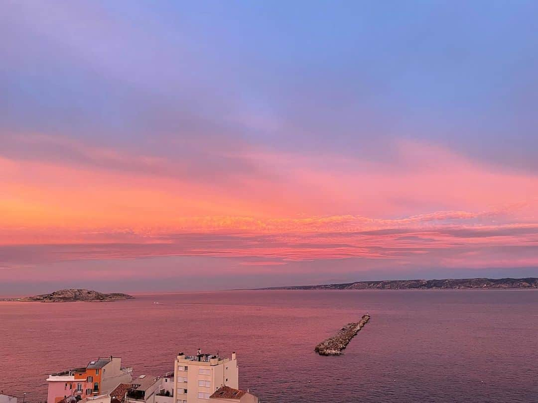 ペルニール・ブルームさんのインスタグラム写真 - (ペルニール・ブルームInstagram)「Magical Marseille 💫 Just too beautiful not to post.」2月10日 19時03分 - pernilleblume