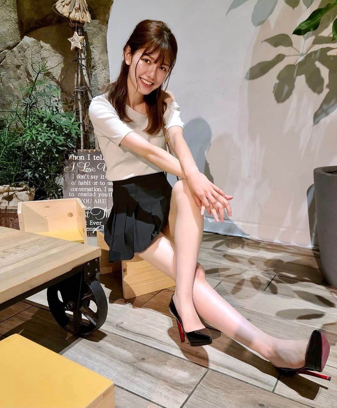 Ikumiさんのインスタグラム写真 Ikumiinstagram 夏の掘り出し物 半年くらい前だけど 今と違うかな フリーモデル 関西モデル モデル 美脚 美脚モデル スレンダー 脚長効果 ミニスカート ミニスカ Model 脚フェチ 太ももフェチ ふくらはぎ