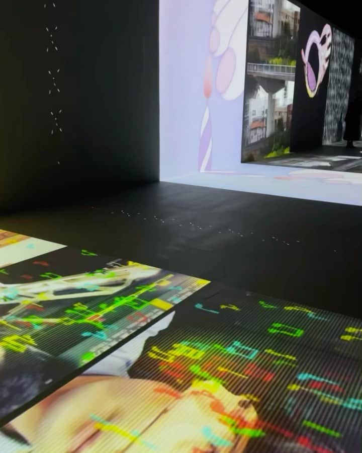 林映唯のインスタグラム：「#AudioArchitecture」