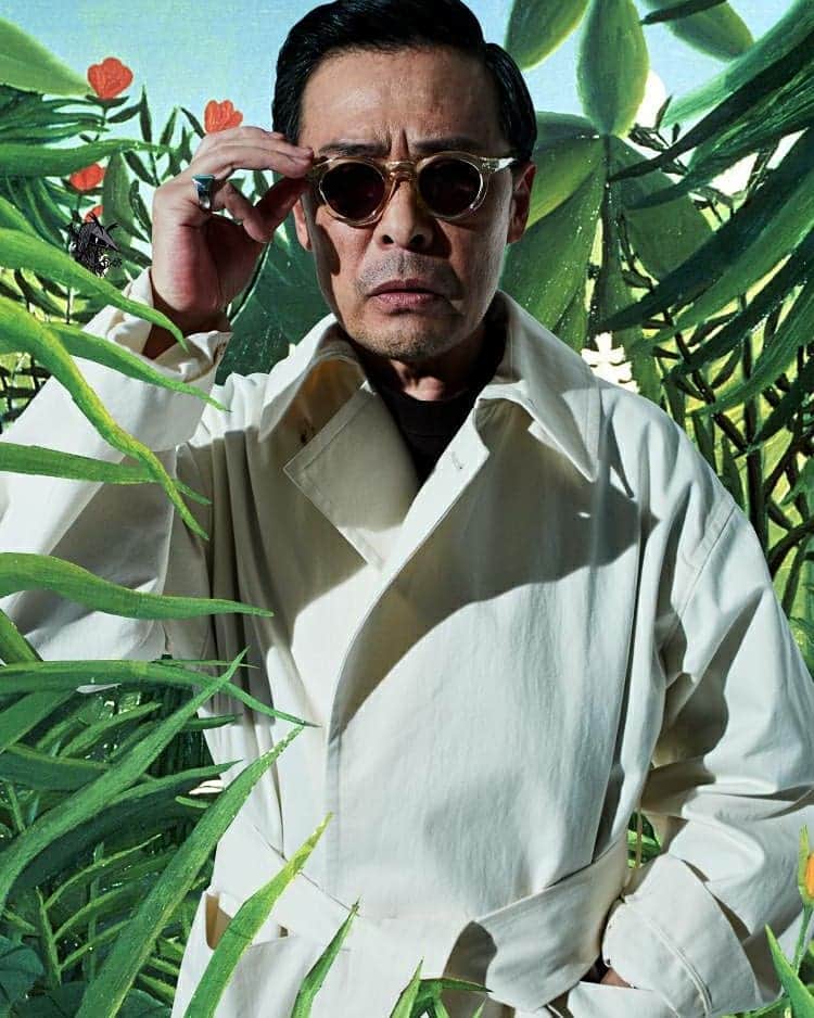 光石研のインスタグラム：「この度、『阪急メンズ 2021SS』のアイコンを務めました🌿  サイトには素敵なお写真と共に、阪急メンズ館内で撮影したスペシャルムービーもありますので是非ご覧下さい👀✴  https://www.hankyu-dept.co.jp/mens-tokyo/h/hmss/index.html  【by staff】」