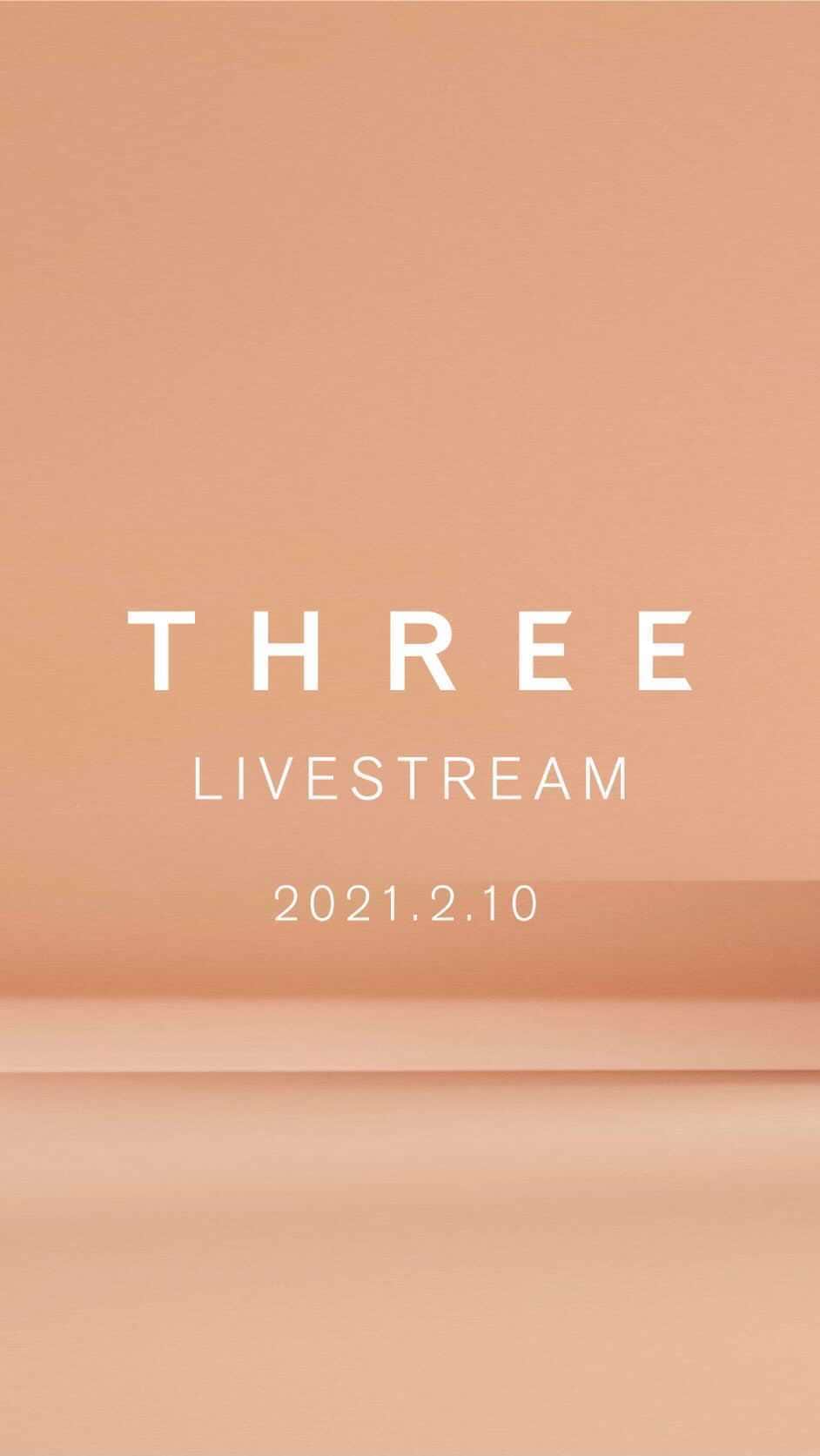 THREEのインスタグラム：「・ ＜美しさは、自然体の中に。＞ THREE新ベースメイクシリーズが叶えるのは、プライマー、ファンデーション、ルースパウダーで仕上げる “ラディアントスキン”。 植物由来の成分を生かした、THREEベースメイクに初配合の新技術によるスムースリフティング効果*が、凹凸感によるくすみ、かげり、キメの粗さなどを補正。 フローレスでありながら、まるで素肌のように自然な表情へと導きます。  ―――――――――――――― THREE 2021 NEW BASE MAKEUP 2021年2月24日発売 THREE アドバンスドエシリアルスムースオペレーター プライマー 全1種 30mL 6,050円（税込） THREE アドバンスドエシリアルスムースオペレーター フルイド ファンデーション 全8色 30mL 各8,800円（税込） THREE アドバンスドエシリアルスムースオペレーター ルースパウダー 全2種 10g 各6,050円（税込） ―――――――――――――― THREEのベースメイクが提案するのはいつでも、 「自分らしさが透けて見える、素肌のような美しさ。」 覆い隠すのではなく美しさを引き出し、肌へフレッシュな息吹をもたらす新シリーズの誕生です。  *メイク効果による #THREE #NEWBASEMAKEUP #threecosmetics #ラディアントスキン」
