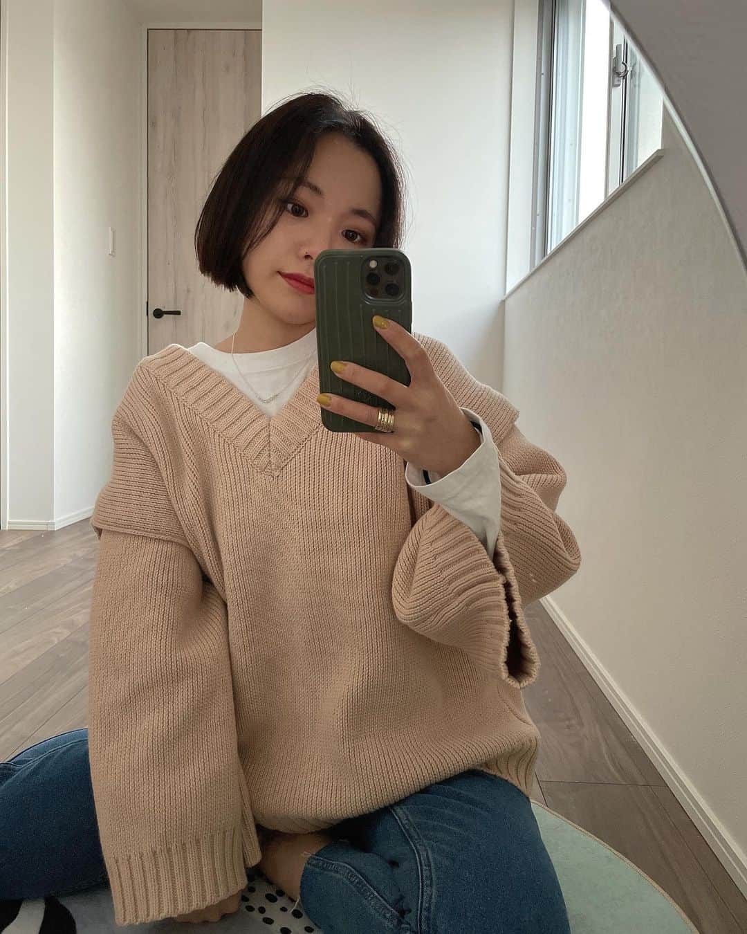 sayocoのインスタグラム：「new me💇🏻‍♀️ 久々の #ボ部 🏋️‍♀️ #ぱっつんボブ#ワンレンボブ」