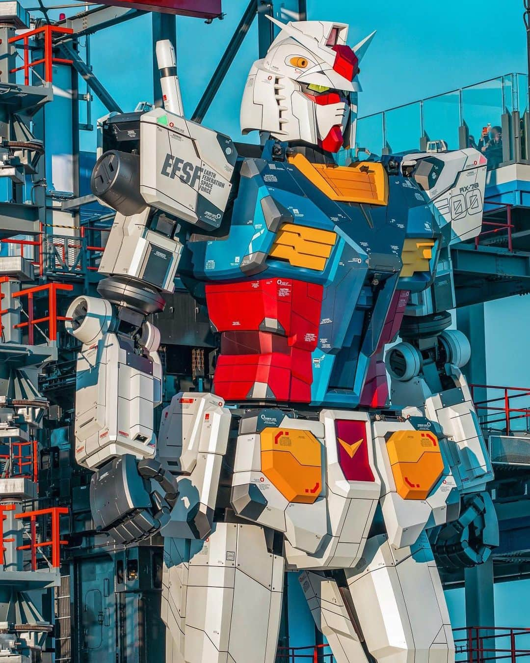 HYPEBEASTさんのインスタグラム写真 - (HYPEBEASTInstagram)「#hypeAF: Here’s a detailed look at Gundam Factory Yokohama‘s life-size RX-78 unit, courtesy of photographer @hirocameras. Located in Yokohama, Japan, Hiro Cameras shared his vision of the 59-foot, 55,500-pound moving mech robot to look straight out of an anime. Hit the link in our bio for more on the attraction, which has also been awarded @guinnessworldrecords for being the world’s “Largest Mobile Humanoid Robot” and “Largest Mobile Gundam.”⁠⠀ Photo: Hiro Cameras」2月10日 19時32分 - hypebeast