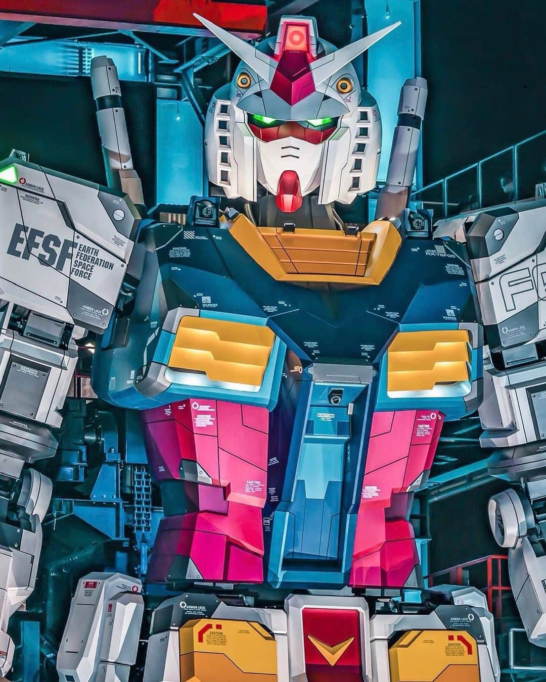 HYPEBEASTさんのインスタグラム写真 - (HYPEBEASTInstagram)「#hypeAF: Here’s a detailed look at Gundam Factory Yokohama‘s life-size RX-78 unit, courtesy of photographer @hirocameras. Located in Yokohama, Japan, Hiro Cameras shared his vision of the 59-foot, 55,500-pound moving mech robot to look straight out of an anime. Hit the link in our bio for more on the attraction, which has also been awarded @guinnessworldrecords for being the world’s “Largest Mobile Humanoid Robot” and “Largest Mobile Gundam.”⁠⠀ Photo: Hiro Cameras」2月10日 19時32分 - hypebeast