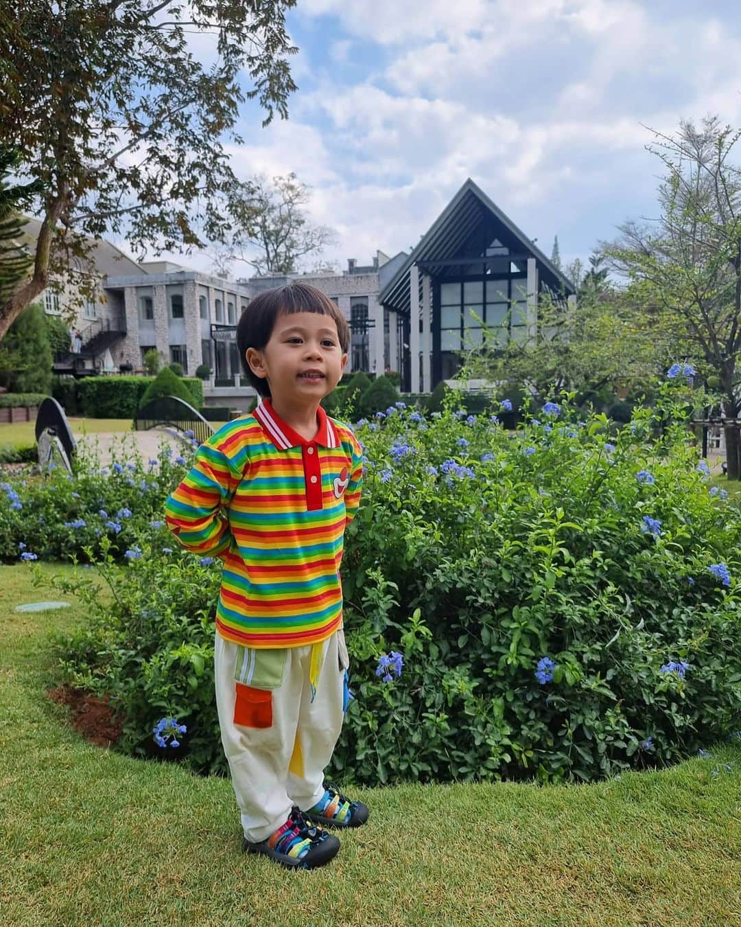 Araya Alberta Hargateのインスタグラム：「😬🤣🤨」