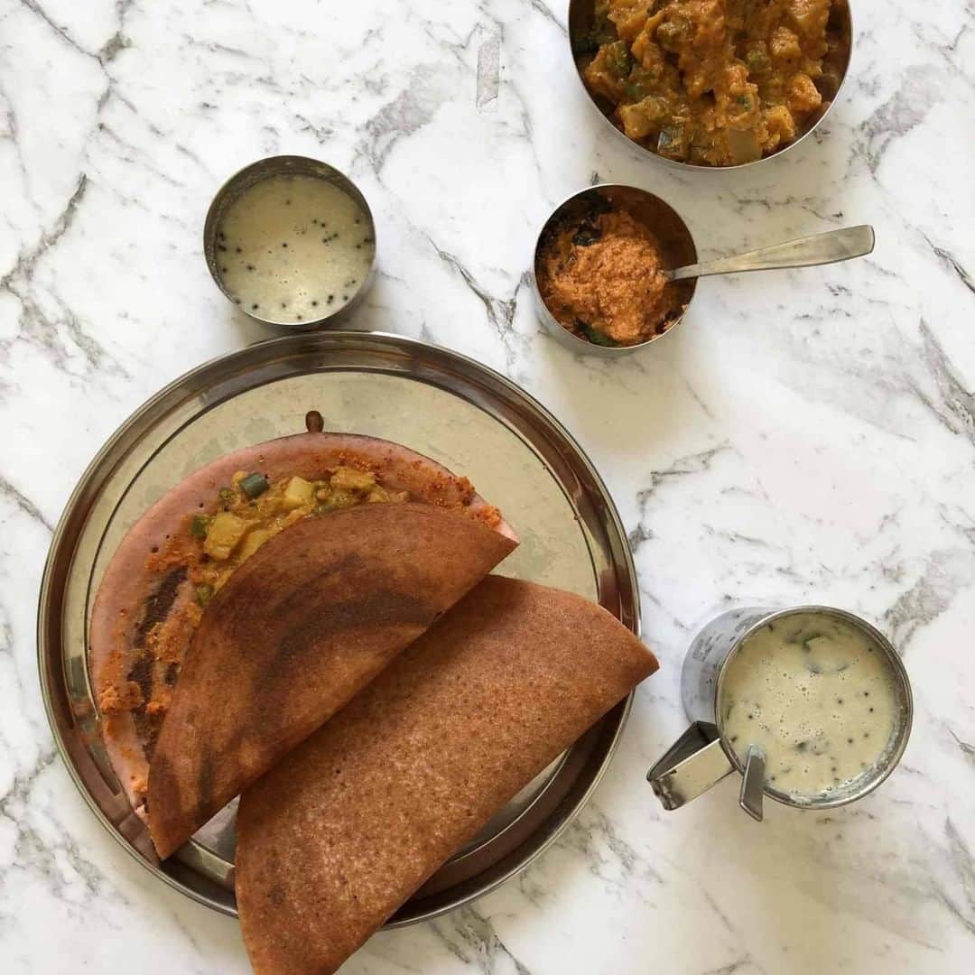 Archana's Kitchenさんのインスタグラム写真 - (Archana's KitchenInstagram)「Sagu Masala Dosa, an innovative Dosa dish with a delicious sagu masala made with carrots, turnips, pumpkin and beans used as a stuffing inside the dosa along with a generous smear of red chutney - Sounds delicious, doesn't it?!  Search for the recipe “Sagu Masala Dosa” in our app. Link to the app in the bio @archanaskitchen  . . . . . #recipes #easyrecipes #breakfast #Indianbreakfast #archanaskitchen #healthyeating #highprotein #breakfastclub #dosa #dosarecipes #dosabatter #ragi #ragidosa #mysoremasaladosa #homemadefood #eatfit #cooking #food #healthyrecipes #foodphotography #recipeoftheday #comfortfood #deliciousfood #delicious #instayum」2月10日 11時30分 - archanaskitchen