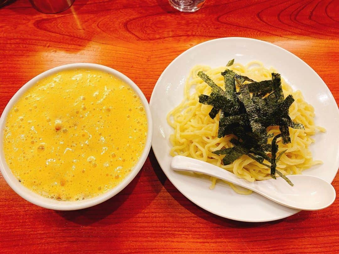 葉山カナさんのインスタグラム写真 - (葉山カナInstagram)「納豆ざるラーメン今回は少なめにしたから完食できた🤤」2月10日 11時35分 - s2kana02