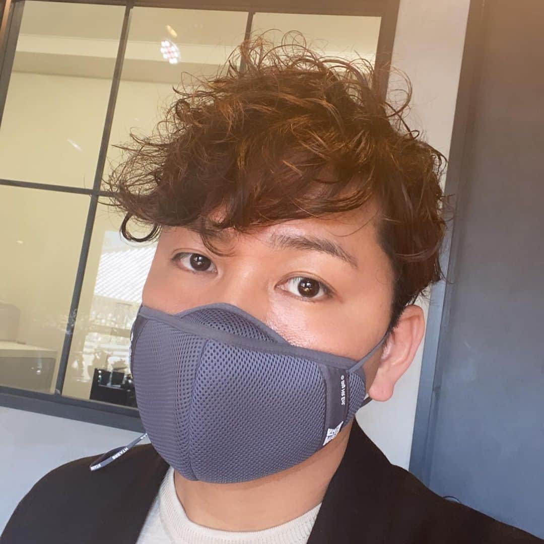 のインスタグラム：「﻿ ﻿ 日本でも間もなく発売⁉️﻿ ﻿ ﻿ ﻿ 日本でも嵜本とコラボしたいな〜🤔﻿ ﻿ ﻿ ﻿ #BTS #방탄소년단 #TinyTAN #kpop﻿ #breath #breathsportspro」