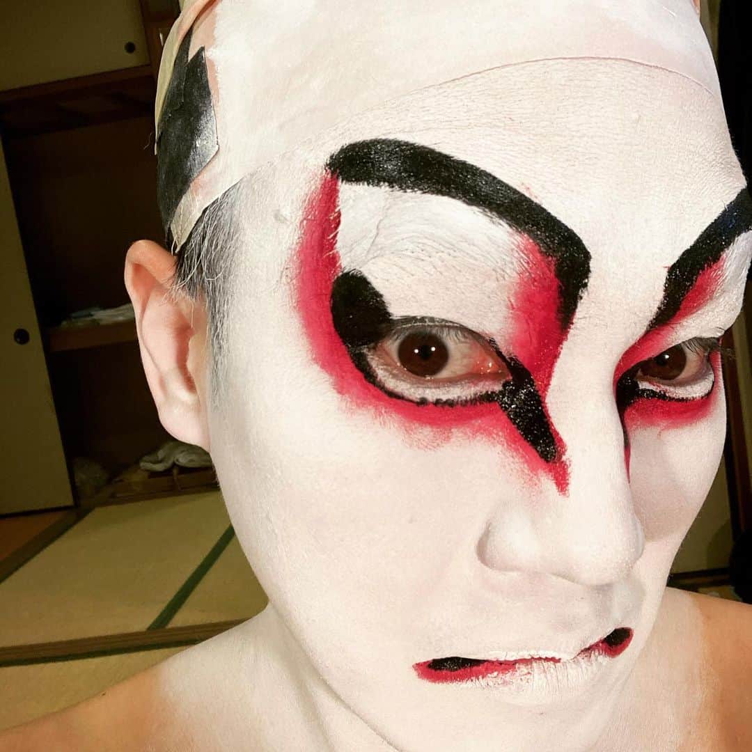 中村歌昇 さんのインスタグラム写真 - (中村歌昇 Instagram)「五郎さん。 #歌舞伎 #kabuki #makeup  #メイク #中村歌昇 #博多座 #明日初日 #よろしくです」2月10日 12時27分 - kasho_nakamura