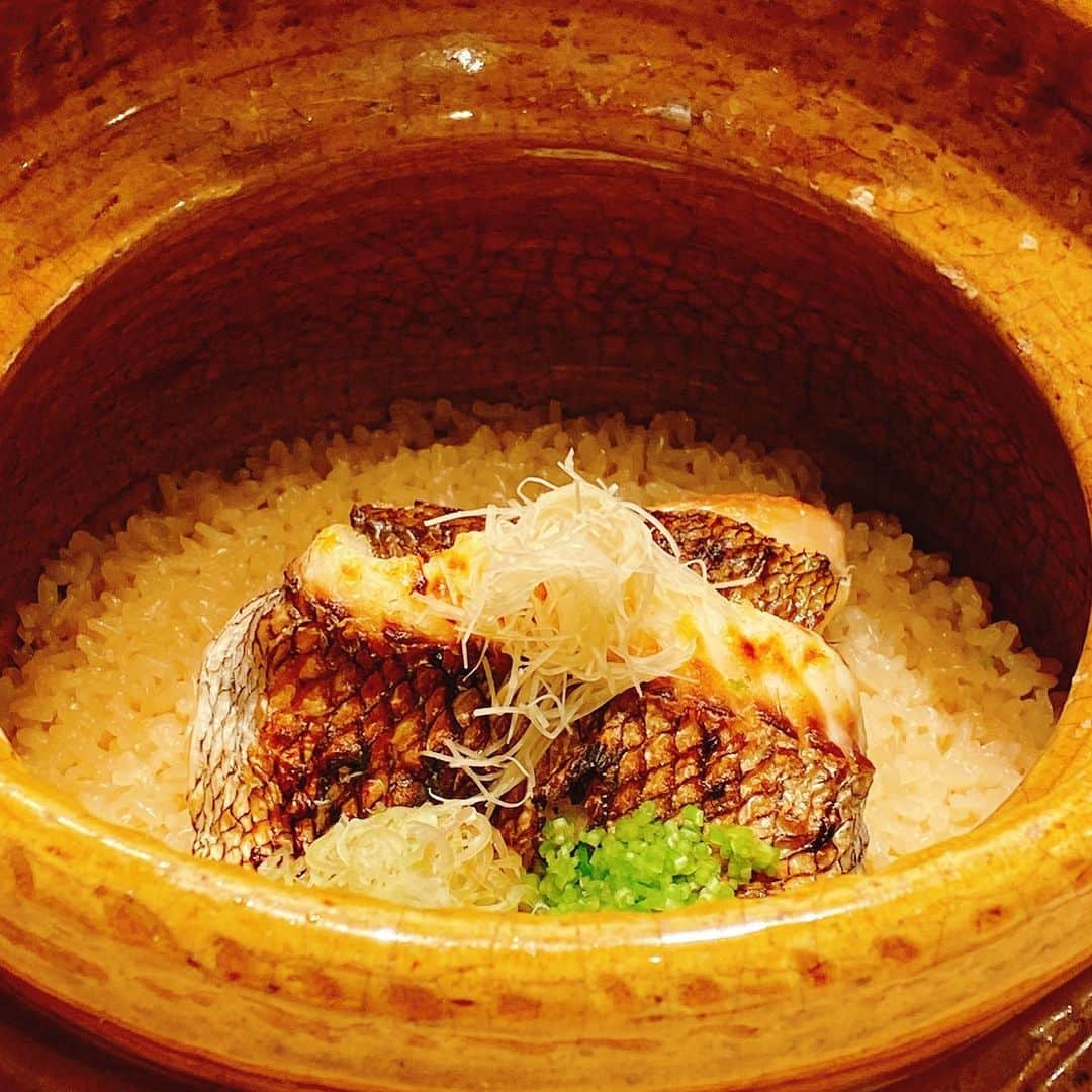 井上公造さんのインスタグラム写真 - (井上公造Instagram)「美味しい食べ物の写真をアップするだけで、幸せな気分になる。この店は行くたびにレベルが上がっている。それだけに楽しみも倍増！次はいつ行けるかな？  #大阪福島グルメ  #和食  #炭火割烹いしい  #時差投稿」2月10日 12時37分 - inouekozo39