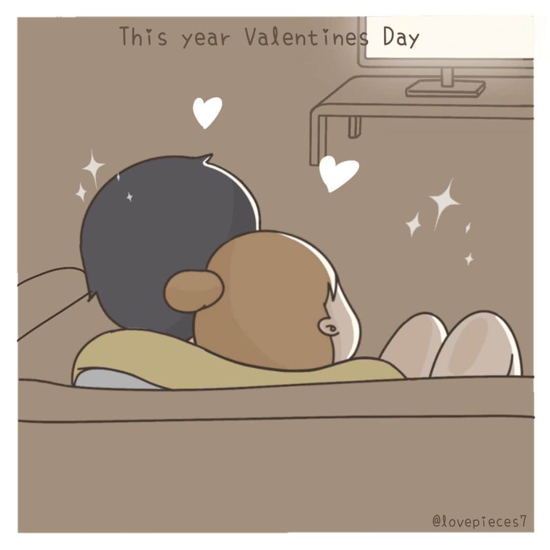 9GAGさんのインスタグラム写真 - (9GAGInstagram)「[ @Couple & @Doodles Valentine’s Day Special - 2020 🆚 2021] - Last year was a total nightmare 🤒 After a year of lockdown, things are slowly getting better and lovers have found ways to enjoy themselves on this special day, in the dreadful time 💏 - @lovepieces7 here shows us that you don’t have to go out or dine in fancy restaurants to call it a perfect #Valentine’sDay 🥂 Staying home, watching movies and eating #takeout can also be very romantic, as long as you two are together 😘 — #9GAG #Couple #ValentinesDay #Valentine #stayhome #2020 #2021 #lockdown #takeout」2月10日 13時05分 - 9gag