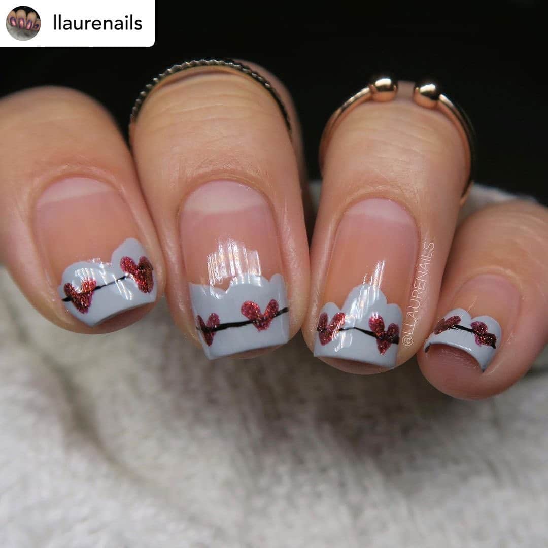 Nail Designsさんのインスタグラム写真 - (Nail DesignsInstagram)「Credit • @llaurenails Heart string tips❤️🖤 These are actually a remake of a Christmas light tips design I made back in December - I might be bringing this design back for other holiday-themed looks in the future😉 Let me know what you think❤️  Using: @shoppaintedpolish Stamped in Slate, Midnight Mischief @pahlish Calcifer  💕 🎀 🐱 #indiepolish #holotacovalentines2021 #freehandnailart #valentines #freehandnails #naturalnails #nailsofinstagram #nailstagram #prettynails #nailart #nails #nailfie #cutenails #manicure #nailaddict #mani #nailspafeature #instanails #nailartclub #nailinspo #nailsinspiration #nailsoftheday #nailstyle #네일아트 #nailitdaily #polishaddict #naildesigns #nails2inspire #nailblogger #llaurenails」2月10日 12時58分 - nailartfeature