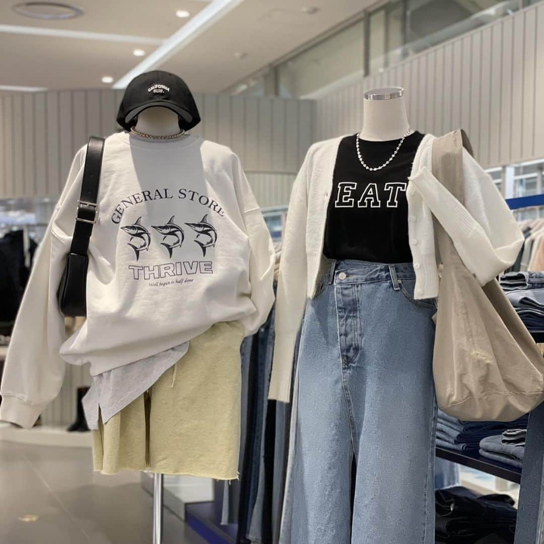 Official STYLENANDAさんのインスタグラム写真 - (Official STYLENANDAInstagram)「🖤 #stylenanda #store」2月10日 13時00分 - houseof3ce