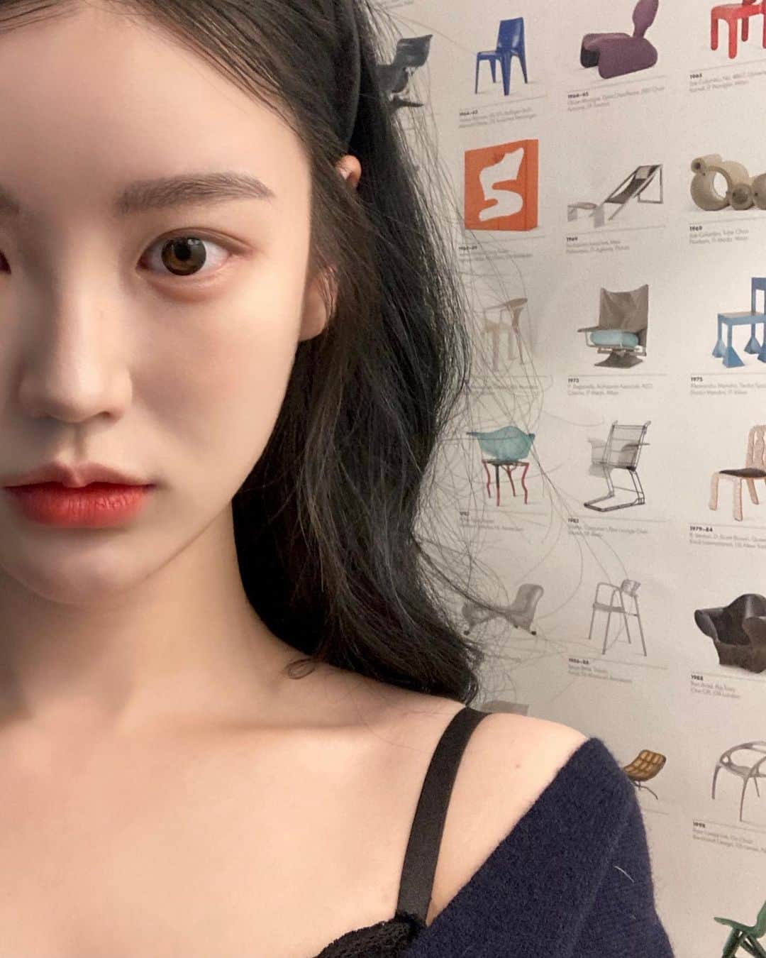イ・ミンジュのインスタグラム：「@goyoarchive 의 악세서리들🐱♥️✨」