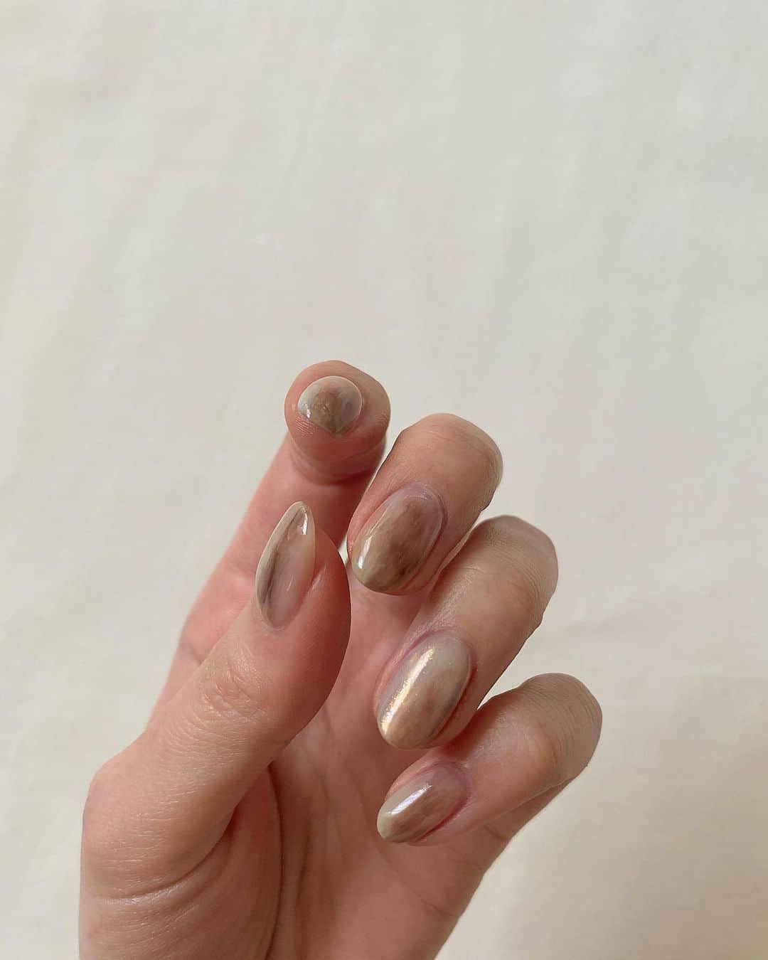 ムサシさんのインスタグラム写真 - (ムサシInstagram)「new nail 🪐 何色も混ぜてもらった絶妙な色 春っぽく淡いカラーにきゅん。 @97_inails  #inails #inailswest #春ネイル」2月10日 13時49分 - ___musashi.___