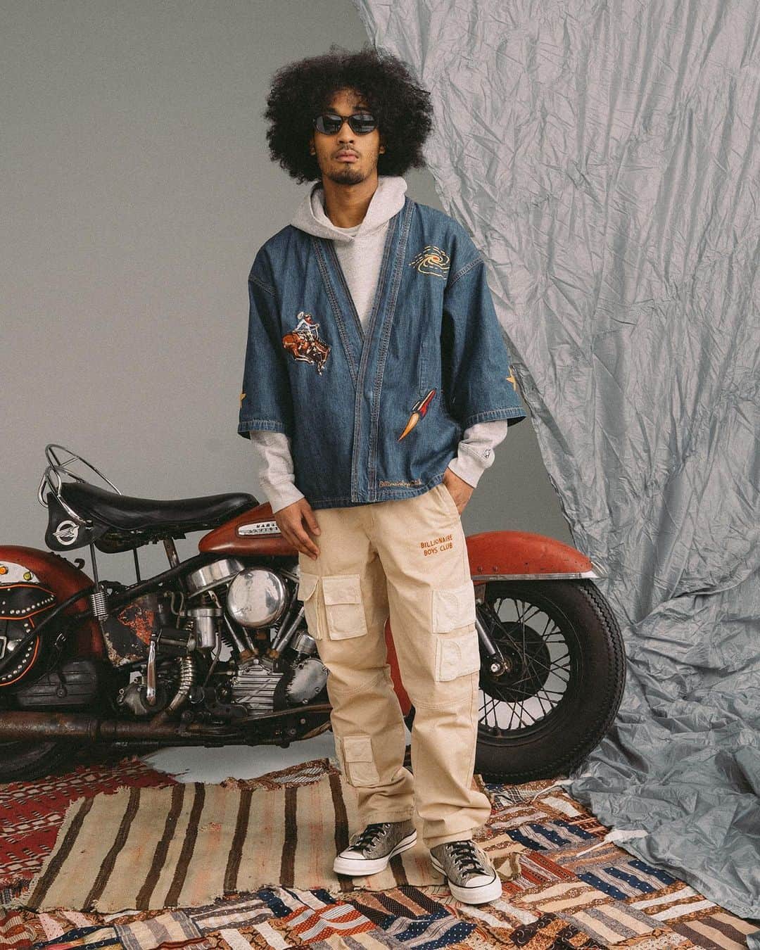 HYPEBEASTさんのインスタグラム写真 - (HYPEBEASTInstagram)「@hypebeaststyle: @bbcicecream has unveiled its ⁠Spring 2021 collection titled: Space Cowboys. The collection is BBC’s very own take on the western theme that weaves classic Billionaire Boys Club iconography into a collection of conceptually designed pieces. Highlighted pieces include a denim work coat, an embroidered Flight Jacket, as well as cargo pants, and more. The collection is set to launch on February 11 with prices ranging from $50 to $300 USD.⁠⠀ Photo: Billionaire Boys Club」2月10日 14時21分 - hypebeast