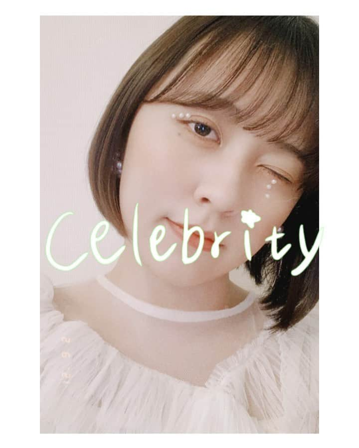 望月萌衣のインスタグラム：「🌟﻿ ﻿ ﻿ ﻿ you are my celebrity.﻿ ﻿ ﻿ ﻿ IUさんのcelebrityという曲に合わせたceleb challengeをしてみました！﻿ ﻿ ﻿ ﻿ ﻿ この曲の歌詞が本当にまっすぐで自分の心に刺さったので、この投稿は少し素直になって自分のことを話してみようと思います。﻿ ﻿ 長くなるかもしれないし、こんなの見てない人もたくさんいるかもしれないけど。﻿ ﻿ ﻿ ﻿ ﻿ ﻿ この曲には、不愛想でも"唯一の存在"に生まれた人々に『あなたは変な人ではなく、星のような人だ』ということを伝えたいという気持ちが込められているんです。﻿ ﻿ ﻿ ﻿ ﻿ 初めてこの曲を聴いたとき、わたしふと泣いてしまって。﻿ ﻿ 実は自分のやりたいことをやれていることはとても誇らしく思っているつもりだったけど、周りと同じように普通に就職する道を選ばなかったことにすごく不安を感じてたんです。﻿ ﻿ さほど結果も出せていないのに芸能活動を続けていることを周りからどう思われているかをすごく気にしていたし、それも院に進む一つの理由になりました。﻿ ﻿ ﻿ 周りの人には大学を卒業したら「どこに就職するの？」って当たり前に聞かれるし、それを聞かれる度にどう答えたらいいのか分からなくて悩んでいました。﻿ ﻿ ﻿ ﻿ でも今は誰に批判されても、後ろ指さされて笑われてももういいかな、全員が私のことを好きになってくれるなんてあり得ないことだし！って考えてます💭﻿ ﻿ #나의celebrity는_나야　(わたしのcelebrityはわたしだよ)このハッシュタグみたいに自分らしくこれからも頑張ろうと思いました☺︎ 私という存在はきっと特別なはずだから！ ﻿ ﻿ ﻿ なので、これからも応援してくれたら嬉しいです。よろしくおねがいします🙇🏻‍♀️﻿ ﻿ ﻿ ﻿ ﻿ #celebrity #셀럽챌린지 #Celeb_Challange #나의celebrity는_나야 #아이유_Celebrity #セレブチャレンジ @edam.official #女優志望 #夢 #応援よろしくお願いします #がんばる #여우 #목표 #팔로우미 #촣아요 #촣아요반사 #열심히」