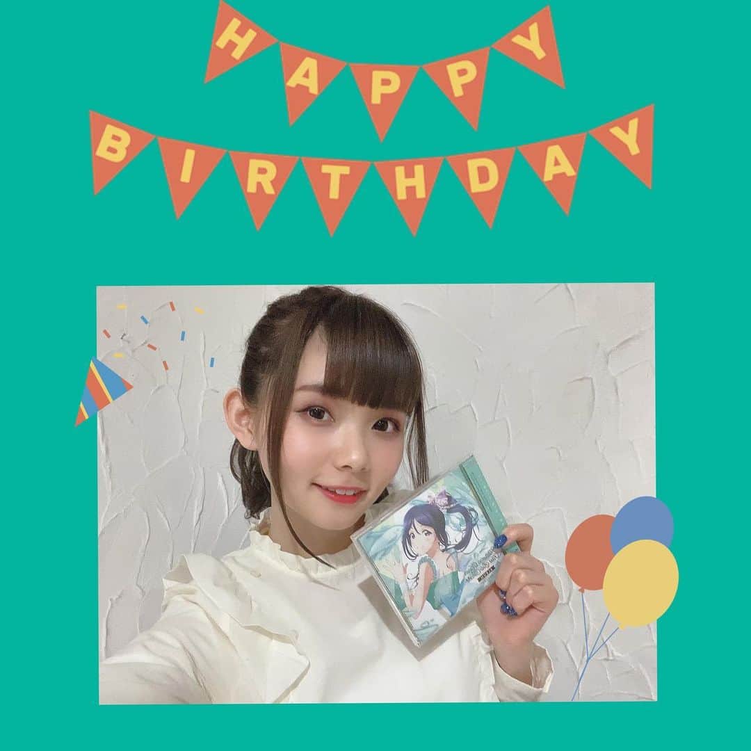 のインスタグラム：「. 🐬HAPPY BIRTHDAY KANAN🐬 . . そして本日は、 「LoveLive! Sunshine!! Matsuura Kanan First Solo Concert Album 〜さかなかなんだか？〜」の発売日🎉 . . 新曲の「もっとね！」のMVもYoutubeにて限定公開中є(･Θ･｡)э›› . https://youtu.be/YoYVNh9WgnM . どちらも宜しくお願いします🌟 . . #lovelive  #Aqours #松浦果南生誕祭2021」