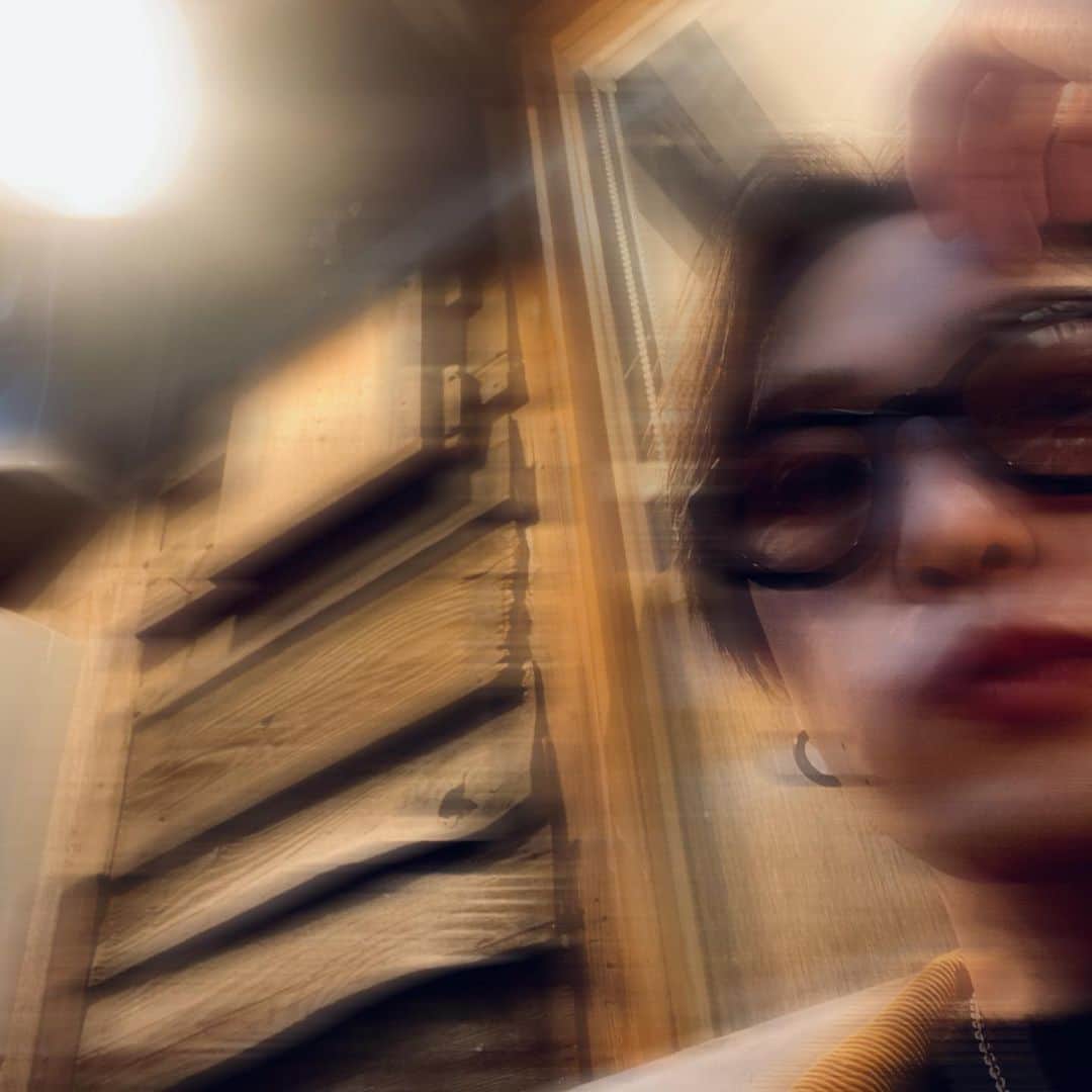 堀夏喜さんのインスタグラム写真 - (堀夏喜Instagram)「🤳🏻👨🏻‍🎨  #靴擦れ」2月10日 20時00分 - natsukihori_official