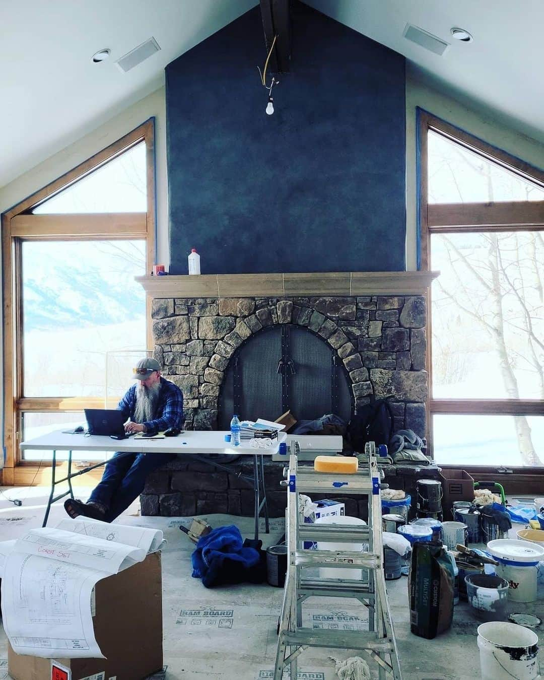 ニッキー・シックスさんのインスタグラム写真 - (ニッキー・シックスInstagram)「Coming together...so creative working with Kari.....Repost from @kari_whitman_interiors • Jobs items instal @nikkisixxpixx @how2girl New home in #jacksonhole more to come.....its  movin and a groovin! #nikkisixx #jacksonholeinteriordesign #courtneysixx #ilovemyclients❤️ #rockstarmeetswestern」2月10日 15時21分 - nikkisixxpixx