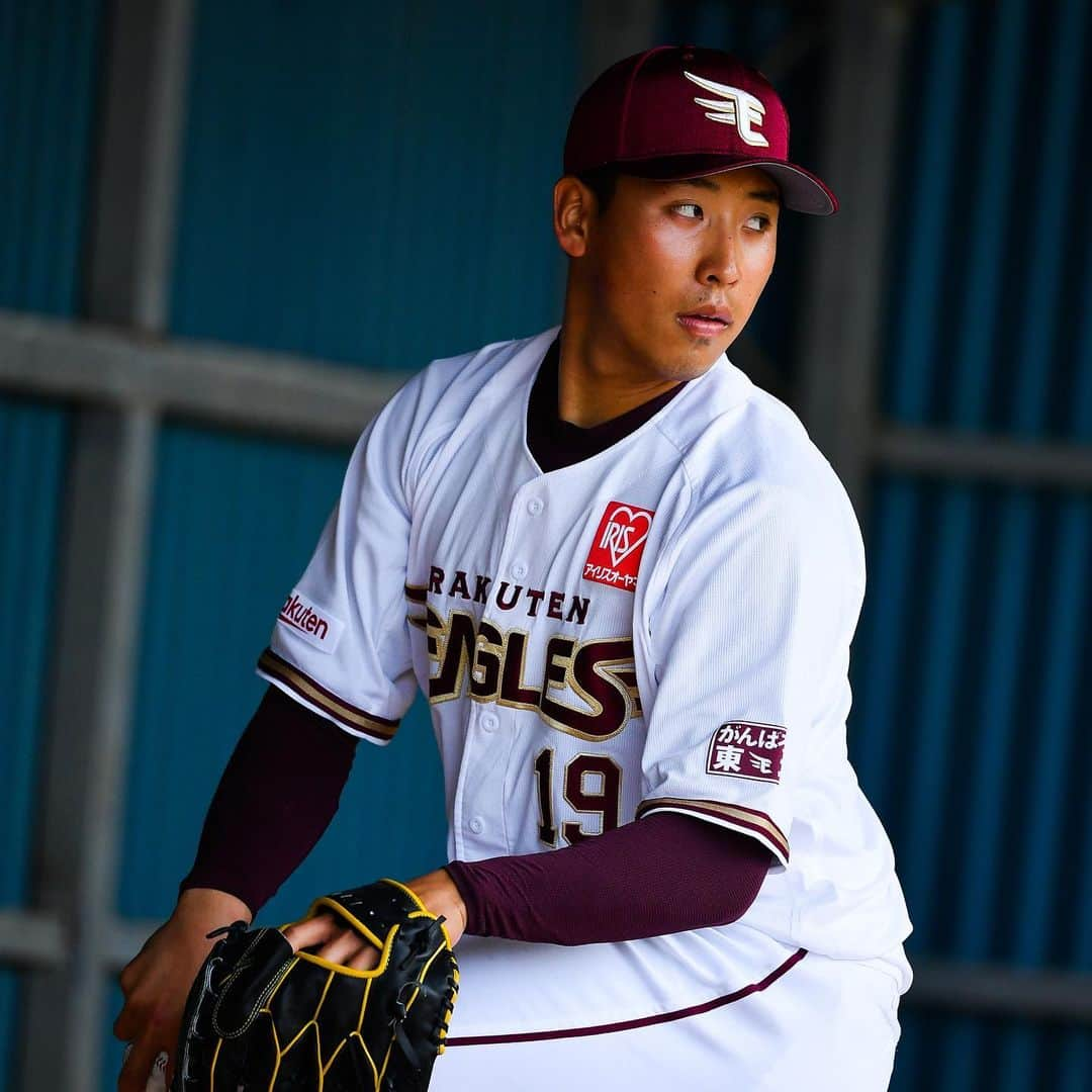 東北楽天ゴールデンイーグルスさんのインスタグラム写真 - (東北楽天ゴールデンイーグルスInstagram)「⚾️ ハードな第2クールが終了☀️⚾️✌🏼 #rakuteneagles #一魂 #日本一の東北へ #藤田一也 #塩見貴洋 #岡島豪郎 #福山博之 #内田靖人 #藤平尚真 #堀内謙伍  #鈴木翔天 #水上桂  #足立祐一  #写真もバイバーで」2月10日 15時41分 - rakuten_eagles